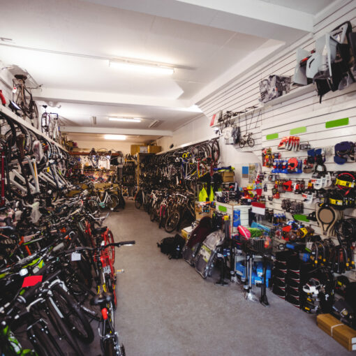 🔧 Licencia de Actividad para una Ferretería 🏗️